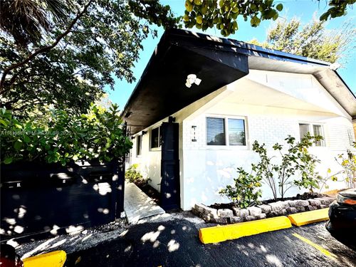 apt-1-111 Nw 7th Ave, Dania Beach, FL, 33004-2781 | Card Image