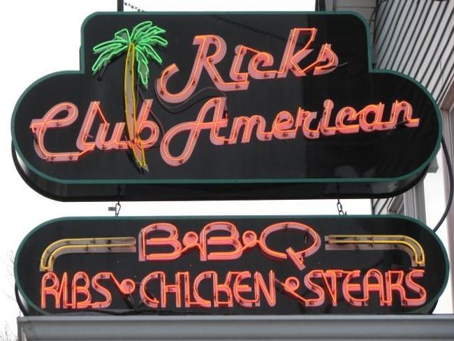 A fun place to eat within walking distance of Parkside Suites! | Image 17