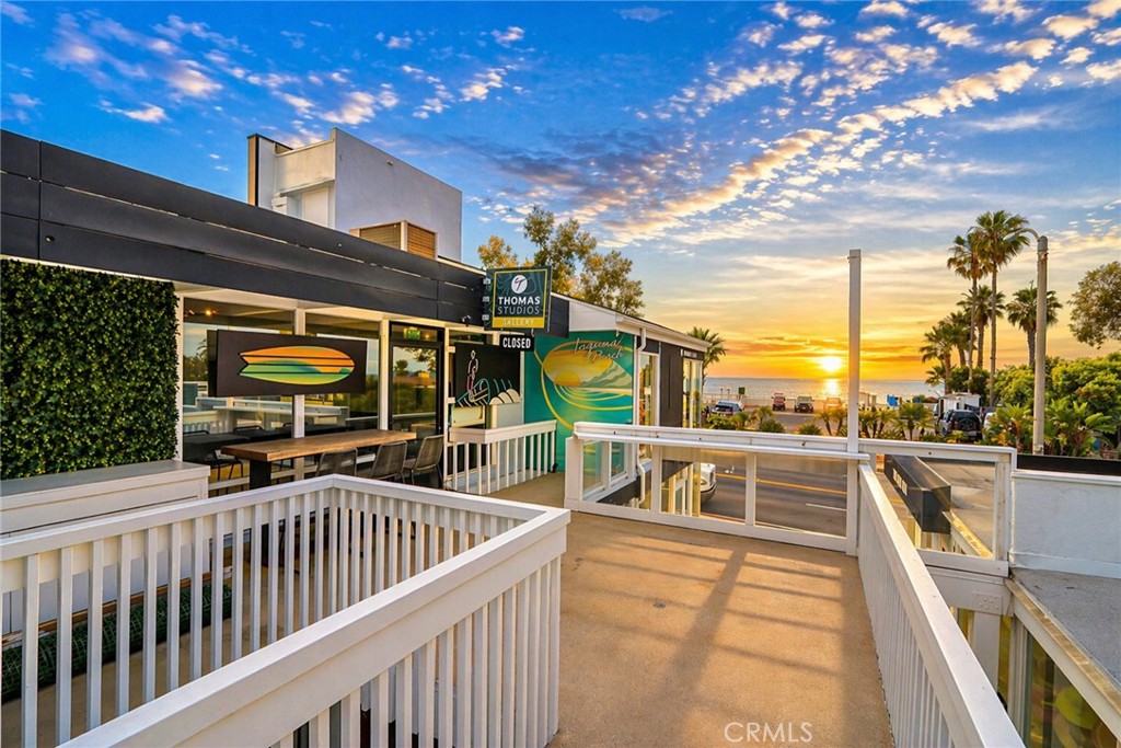 Commercial Sale in Laguna Beach 4