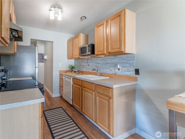 APT-21 - 10 S Cove Ave, Condo with 2 bedrooms, 1 bathrooms and 2 parking in Wenatchee WA | Image 9