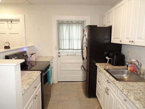 apt-2a-213 Se 3rd Ave, Boynton Beach, FL, 33435-4572 | Card Image