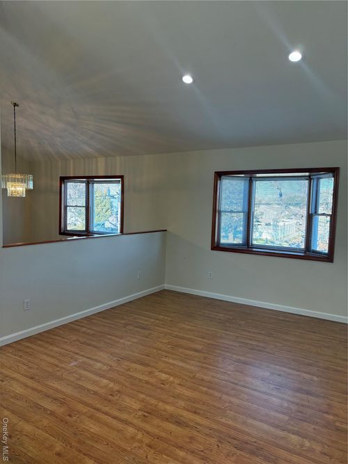 1214 August Rd, Babylon, NY, 11703-1907 | Card Image