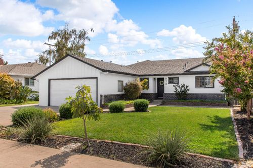 912 Tara Place, Lodi, CA, 95240 | Card Image