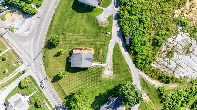 517 W Glade St, House other with 3 bedrooms, 3 bathrooms and null parking in Glade Spring VA | Image 66