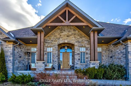 111 Sunset Hills Cres, Woolwich, ON, N0B2B0 | Card Image