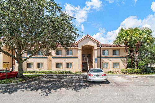 1325-1161 Golden Lakes Blvd, West Palm Beach, FL, 33411-3397 | Card Image