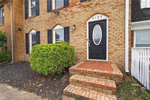 4124 Benjamin Harrison Dr, Virginia Beach, VA, 23452-1917 | Card Image