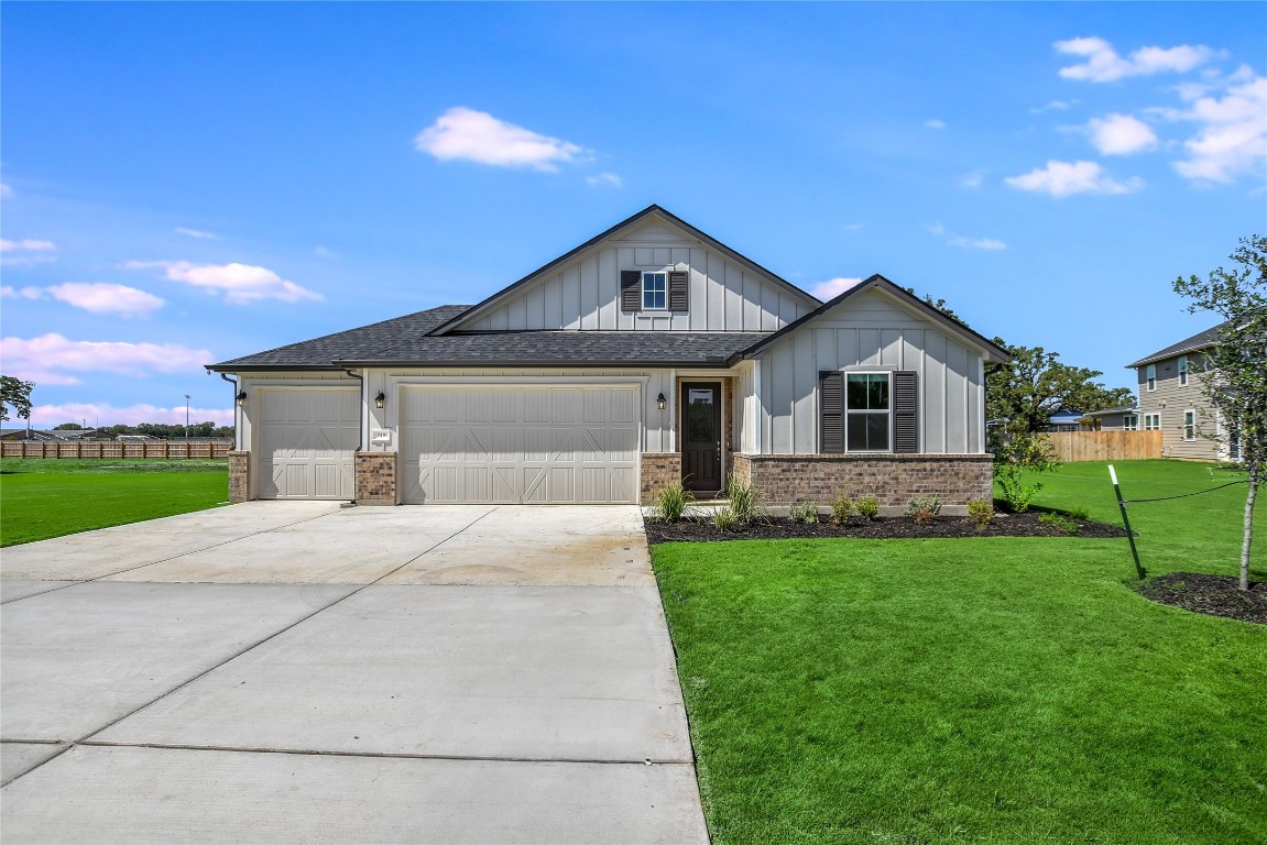 Silverton Ln, Cedar Creek, TX 78612