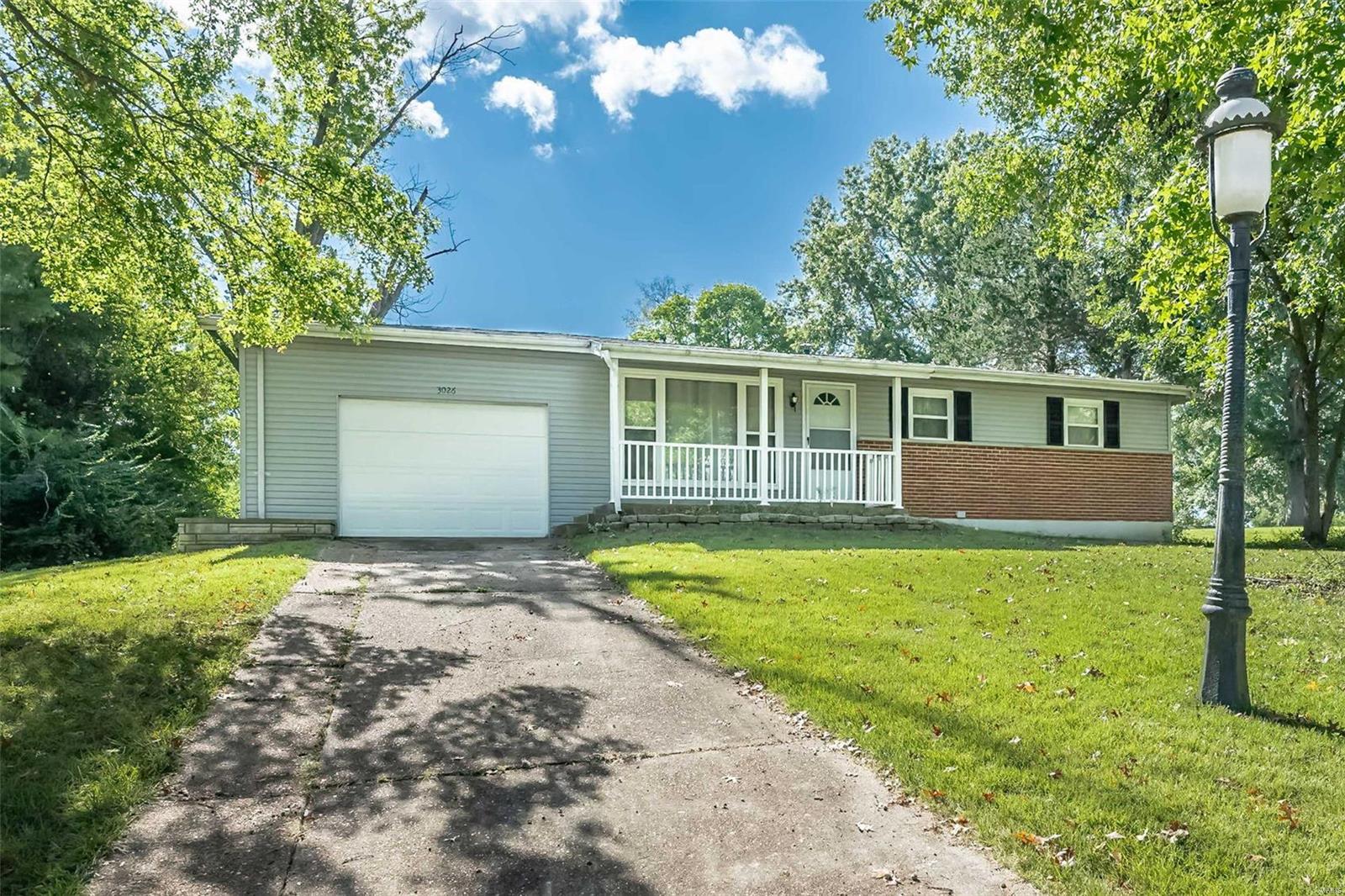 Nettie Dr, Saint Louis, MO 63129
