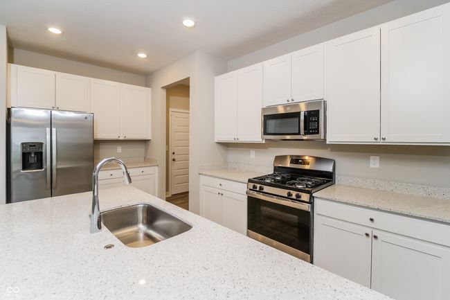 9237 Larson Dr, House other with 5 bedrooms, 3 bathrooms and null parking in Pendleton IN | Image 10