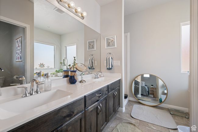 Primary bathroom with double vanity | Image 21