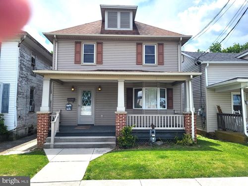 720 Linden Ave, HANOVER, PA, 17331-4620 | Card Image