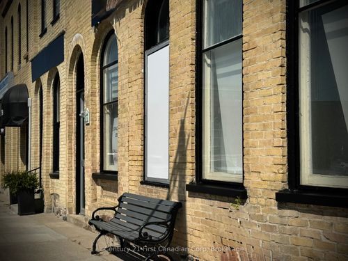 183 Thames St S, Ingersoll, ON, N5C2T6 | Card Image