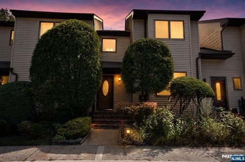 38 Ventura Ct, Old Bridge, NJ, 08857-3051 | Card Image