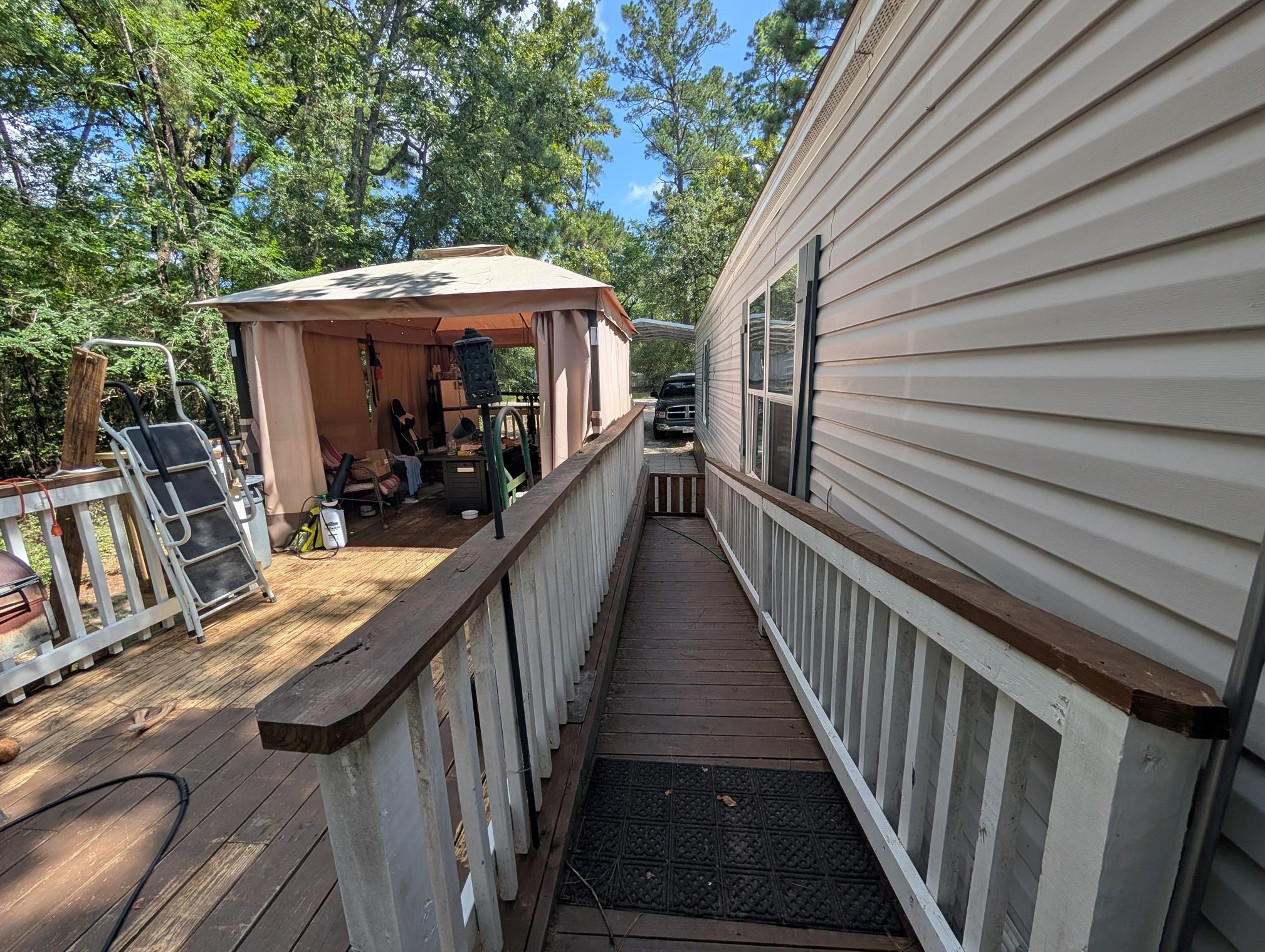 Residential Lease in Trinity 3