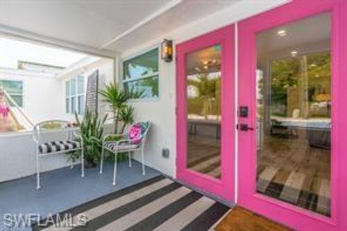 24519 Dolphin St, BONITA SPRINGS, FL, 34134-7104 | Card Image