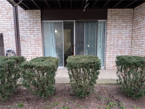 apt-103-16415 Heather Ln, Middleburg Heights, OH, 44130-8330 | Card Image