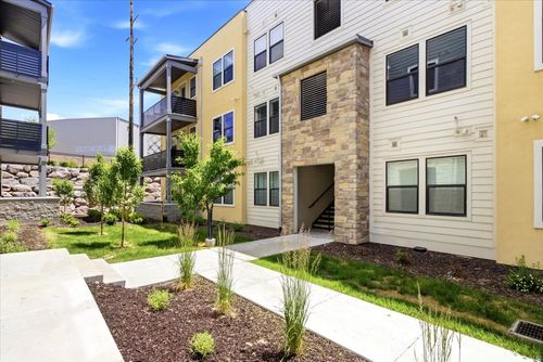 201-8345 S Iris Lumi Ln, Midvale, UT, 84047-7864 | Card Image