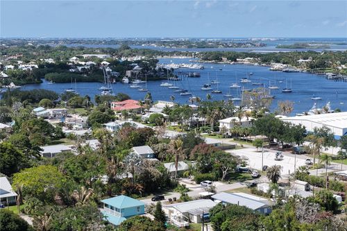 4225 Se Westfield St, Stuart, FL, 34997-6832 | Card Image