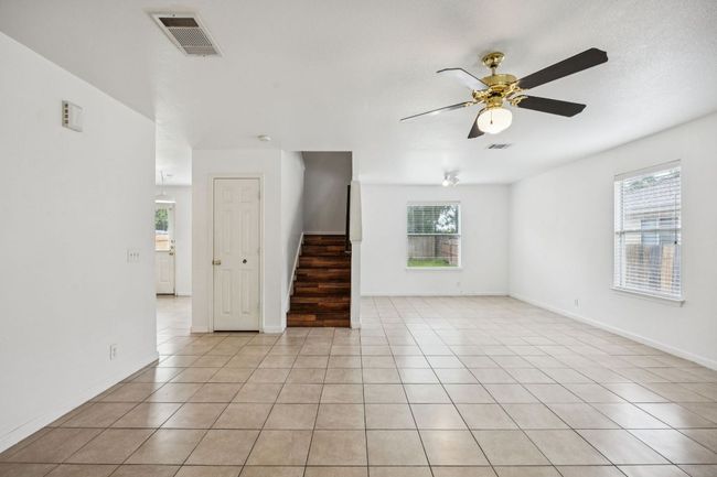1444 Kenneys Way, House other with 3 bedrooms, 3 bathrooms and 4 parking in Round Rock TX | Image 7