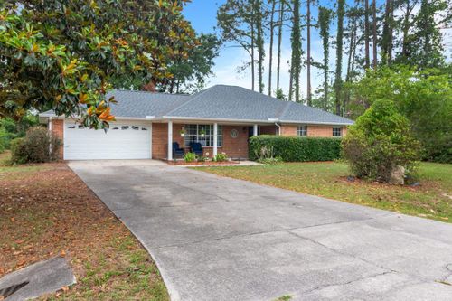 28 Fox Run Cir, Crawfordville, FL, 32327-2486 | Card Image