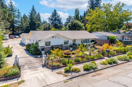 2131 W Pueblo Avenue, Napa, CA, 94558 | Card Image