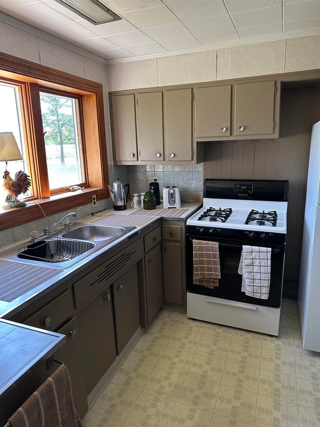 1480 W 400 N 90, House other with 2 bedrooms, 1 bathrooms and null parking in Markle IN | Image 5