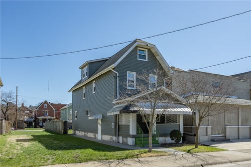 1718 3rd Ave, Arnold, PA, 15068-4512 | Card Image