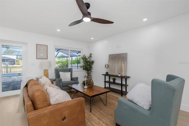 6508 Senegal Palm Way, House other with 3 bedrooms, 2 bathrooms and null parking in APOLLO BEACH FL | Image 28