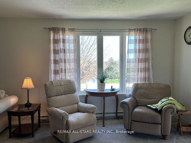 369 The Captains Crnrs, House other with 3 bedrooms, 3 bathrooms and 4 parking in Bobcaygeon ON | Image 11