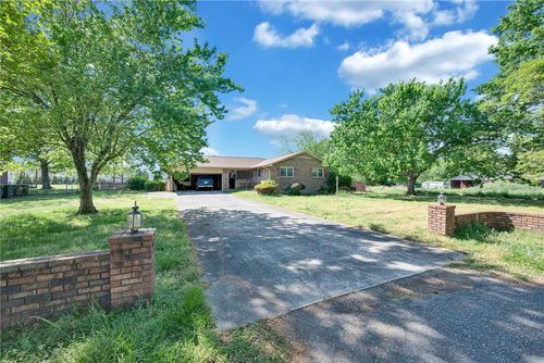 111 Rhodehaven Dr, Anderson, SC, 29625-1908 | Card Image