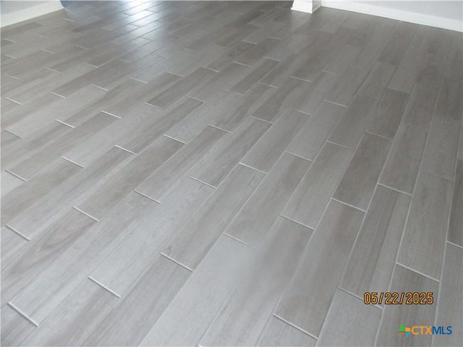 Easy care tile floors | Image 18