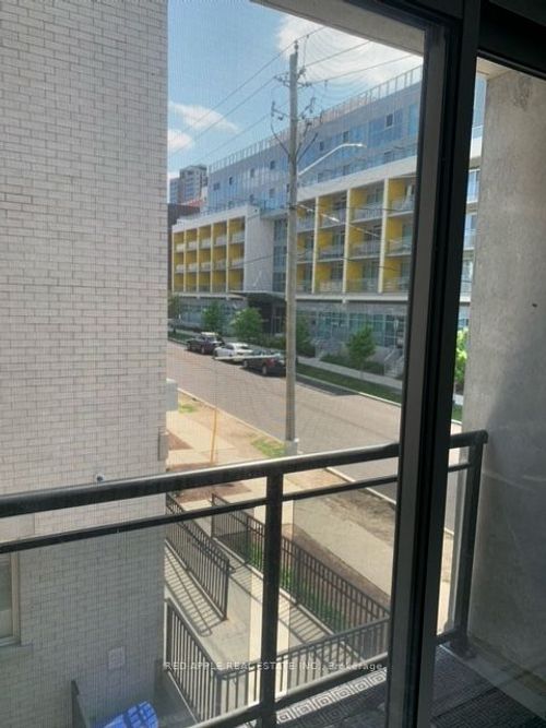 216-275 Larch St, Waterloo, ON, N2L3R2 | Card Image