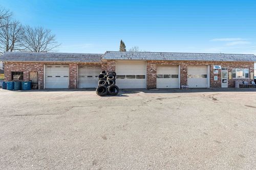 1791 Elmwood Ave, Warwick, RI, 02888-1701 | Card Image