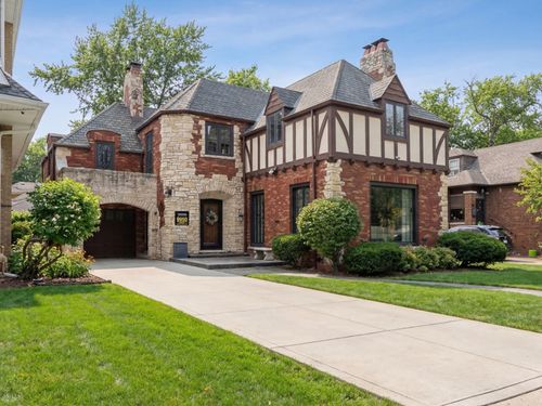 9950 S Hamilton Ave, Chicago, IL, 60643-1814 | Card Image