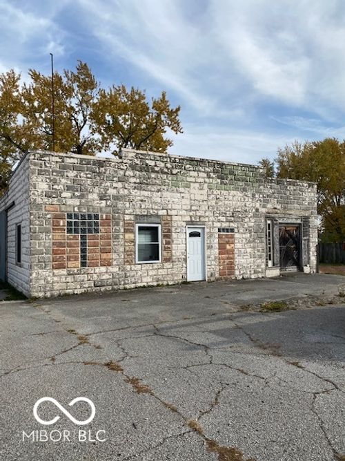101 S Main St, Linden, IN, 47955 | Card Image