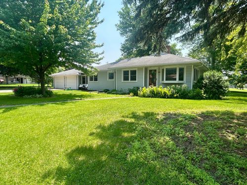 815 Court Ave, Gaylord, MN, 55334-7775 | Card Image