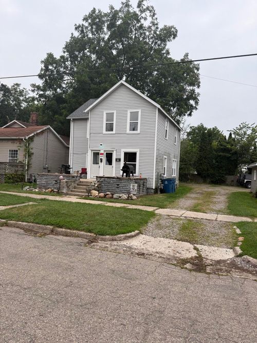 69 N Jefferson St, Coldwater, MI, 49036-1633 | Card Image
