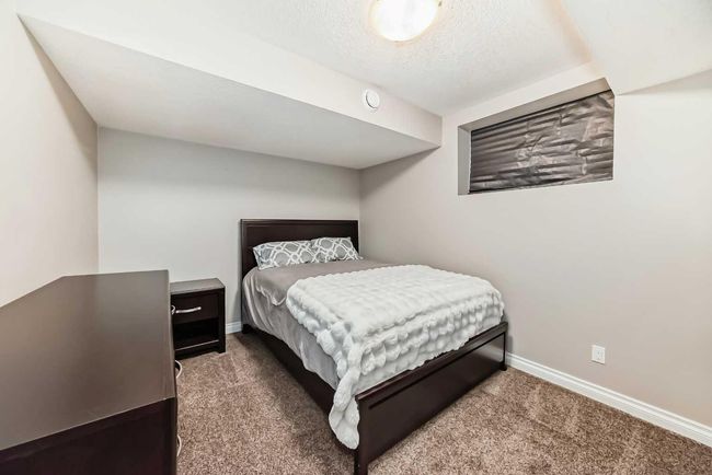 112 Rainbow Falls Passage, House other with 5 bedrooms, 4 bathrooms and 6 parking in Chestermere AB | Image 33