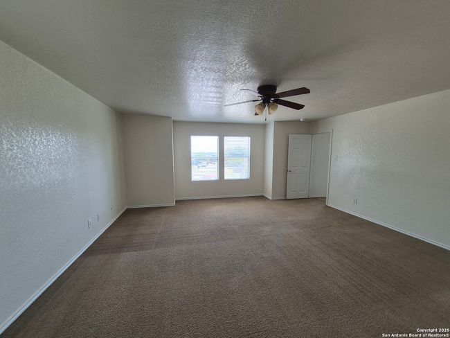 100 Hinge Iron, House other with 4 bedrooms, 3 bathrooms and null parking in Cibolo TX | Image 12