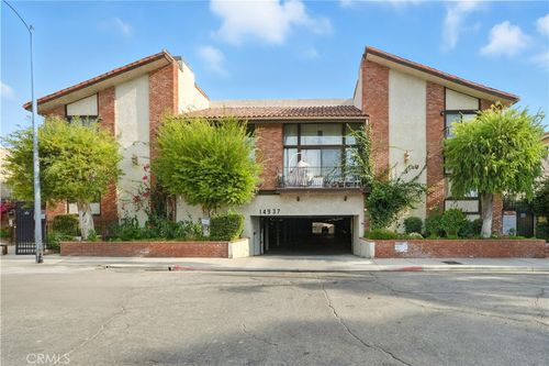 7-14937 Sherman Way, Van Nuys, CA, 91405 | Card Image