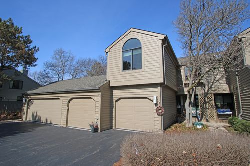 328-328 Indian Pt, Lake Barrington, IL, 60010-7310 | Card Image