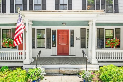 2-11 Fairbanks St, Harvard, MA, 01451-1712 | Card Image