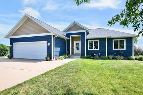 35865 County Road 12, Houston, MN, 55943-4009 | Card Image