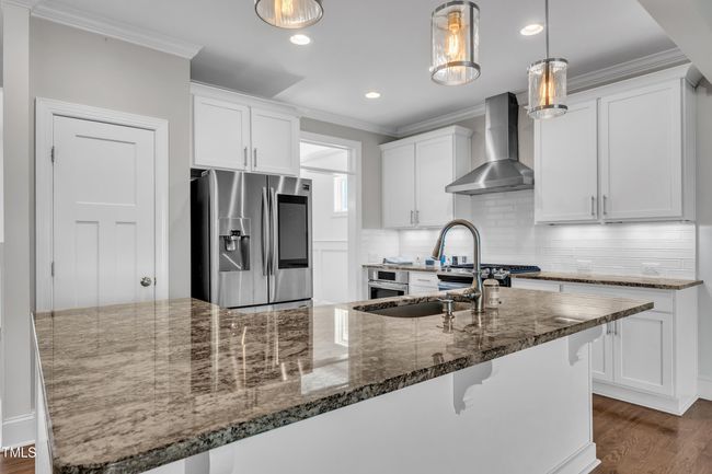 Kitchen | Image 12