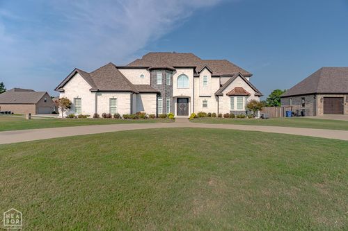 3529 Farmington Dr, Jonesboro, AR, 72404-7061 | Card Image