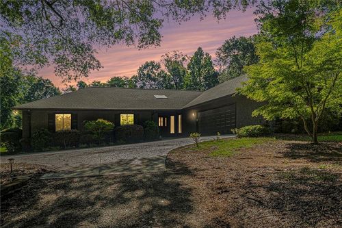 110 Cove Ln, Social Circle, GA, 30025-4869 | Card Image