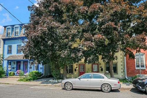 53 St Andrew St, Ottawa, ON, K1N5E8 | Card Image