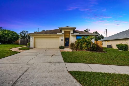 416 Henderson Ave, Seffner, FL, 33584-8402 | Card Image