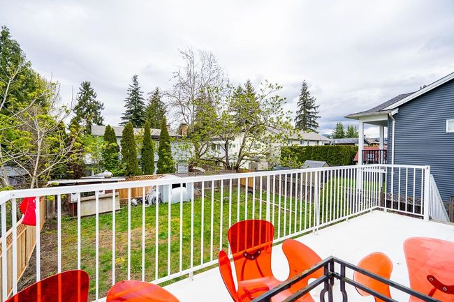 22945 117 Avenue, House other with 4 bedrooms, 3 bathrooms and 3 parking in Maple Ridge BC | Image 26